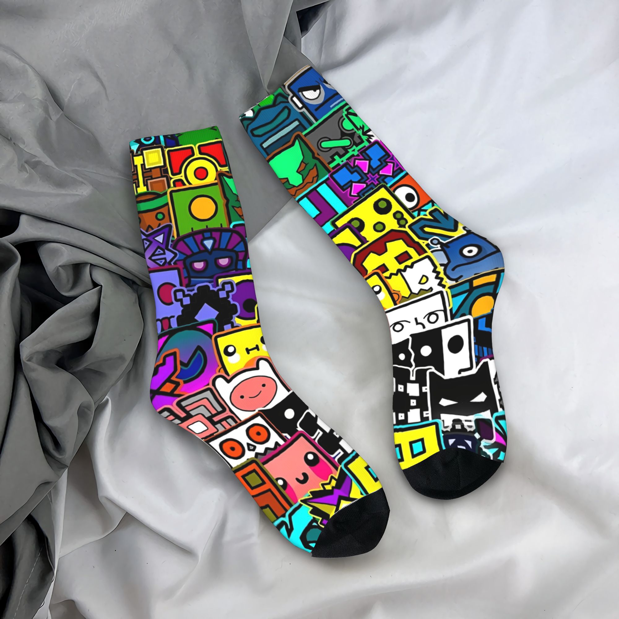Geometry Gaming Dashed  Socks  - Retro Gaming Youtube ulasan dan harga